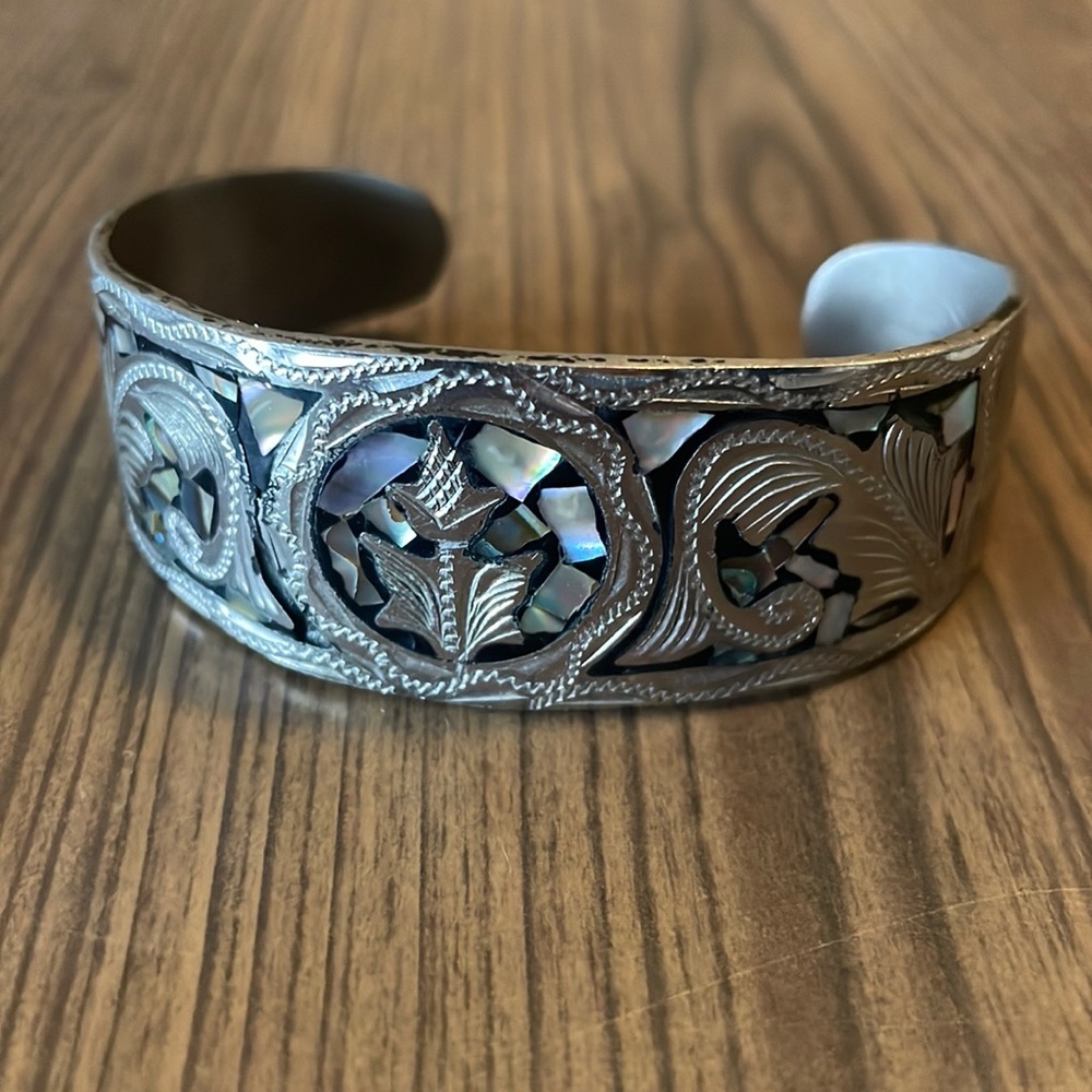 Unique Abalone Gem/Stone Cuff Bracelet Made in Mexico